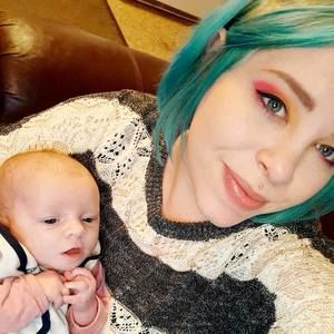 Meet your Posher, Melody